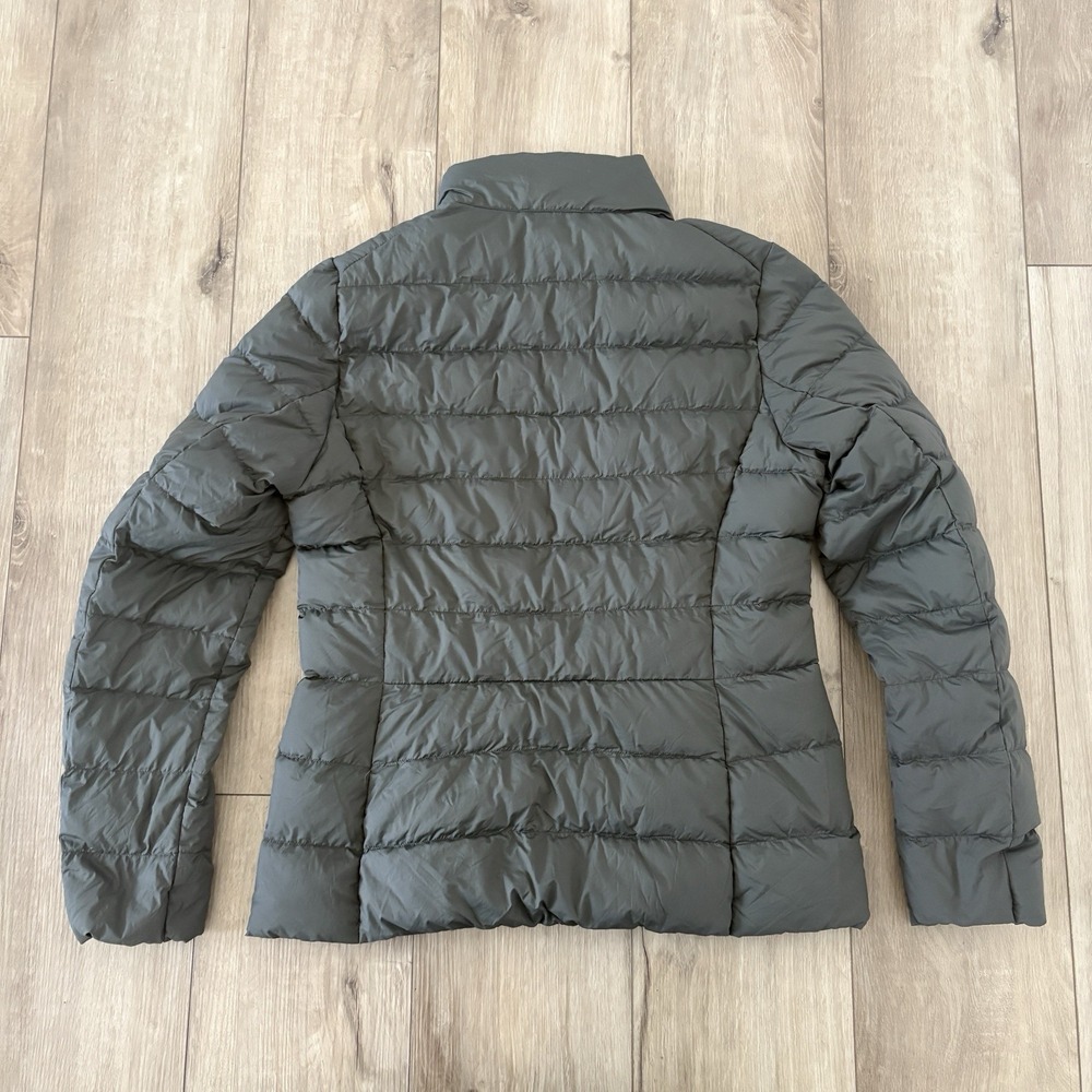 Uniqlo Women's Lightweight Olive Green Down Zip Up Puffer Jacket Size M - Picture 6 of 6